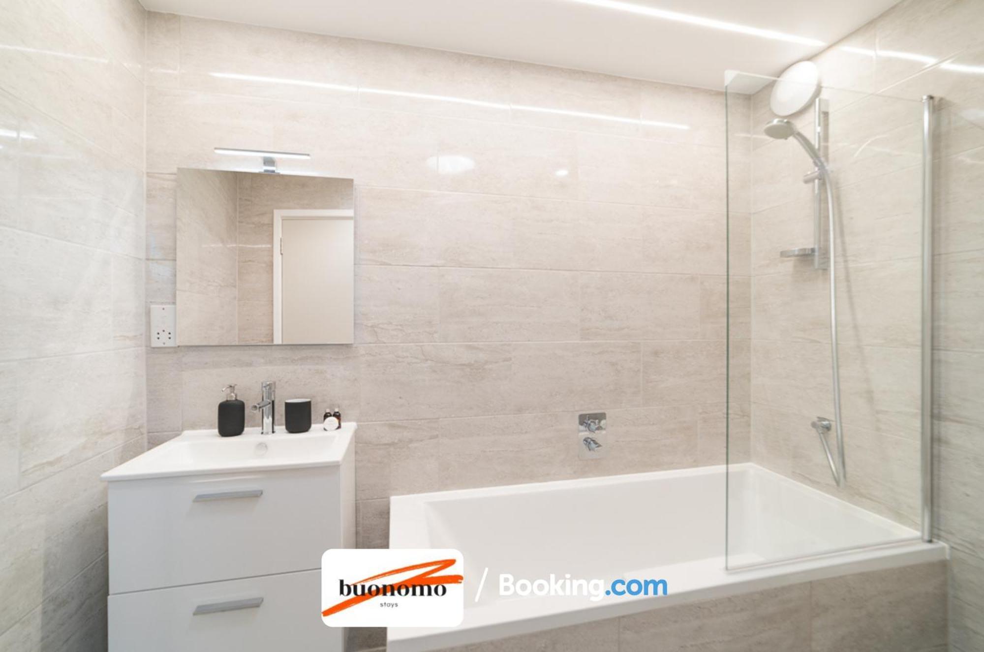 Two Bedroom Apartment At Buonomo Stays Short Lets & Serviced Accommodation Londra Exterior foto