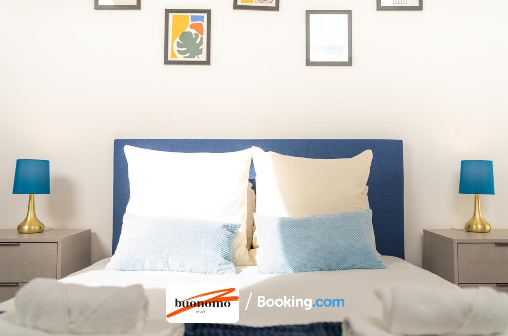 Two Bedroom Apartment At Buonomo Stays Short Lets & Serviced Accommodation Londra Exterior foto