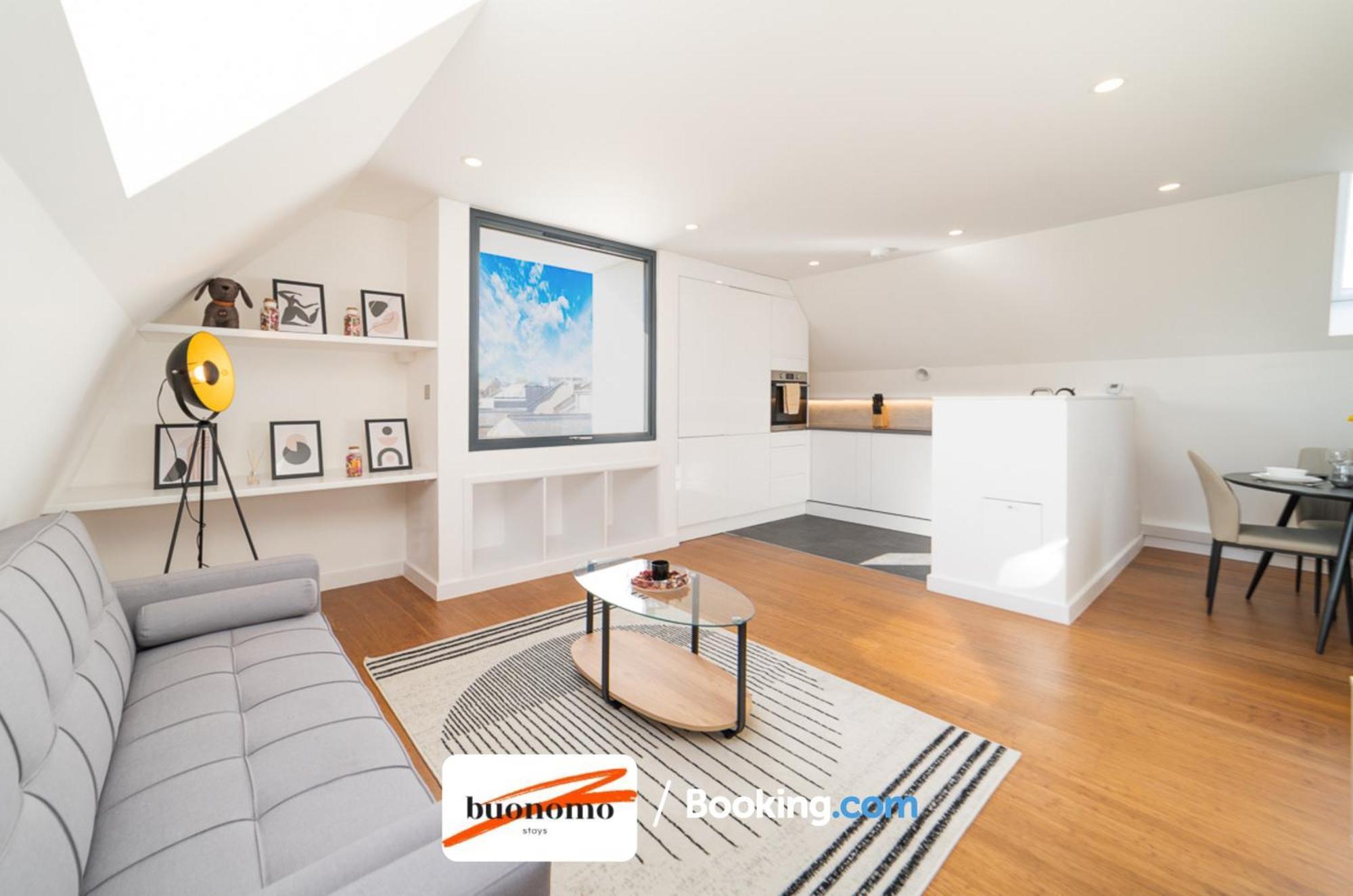 Two Bedroom Apartment At Buonomo Stays Short Lets & Serviced Accommodation Londra Exterior foto